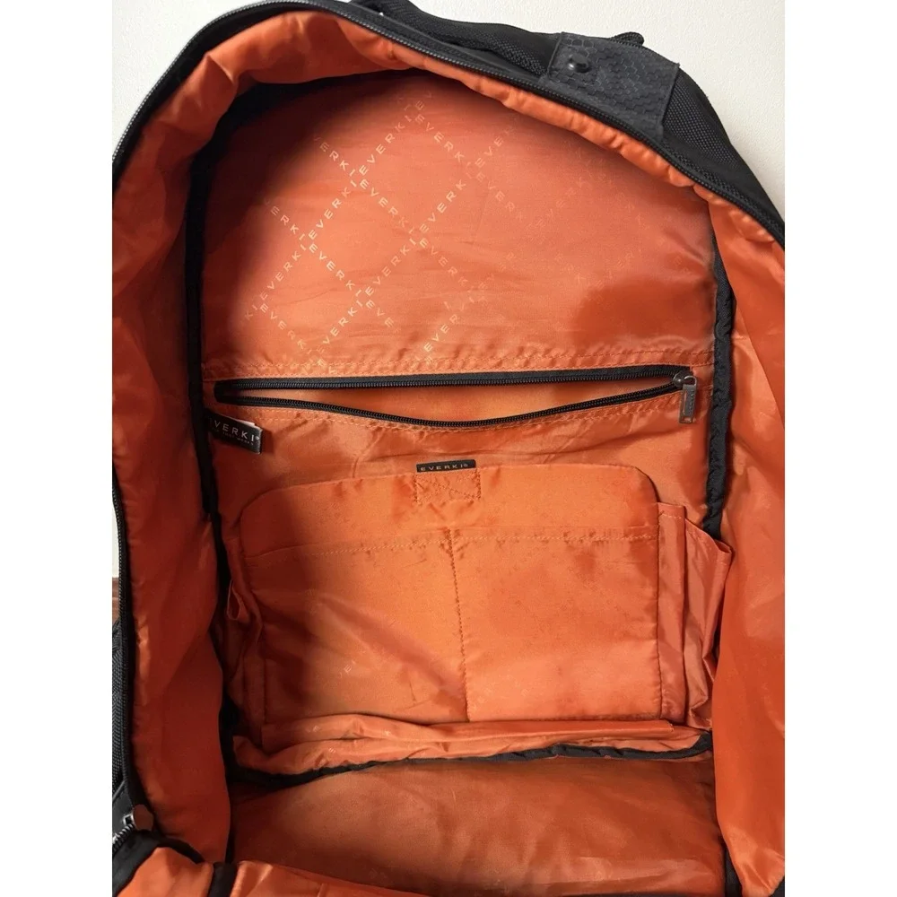 Everki Beacon Console Gaming Laptop black Backpack (See pics for details)